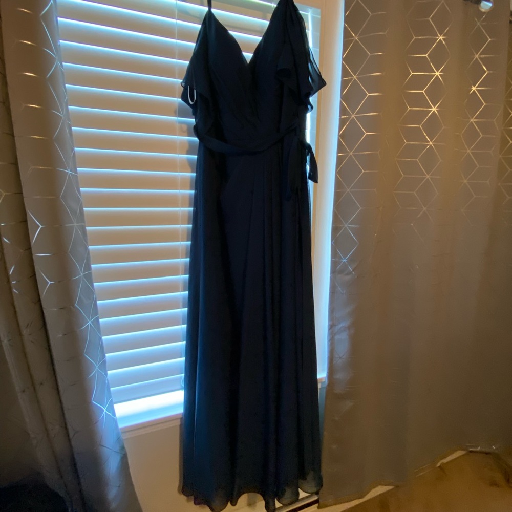 JJ’s House Navy cold shoulder long maxi dress 22W - Picture 4 of 13